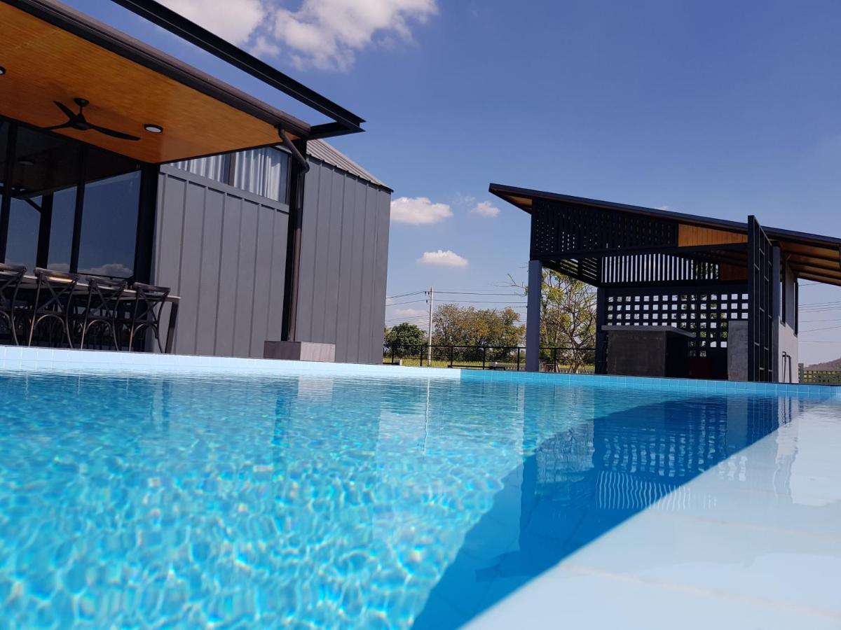 Nordic Cabin And The Pool Ban Sap Noi エクステリア 写真